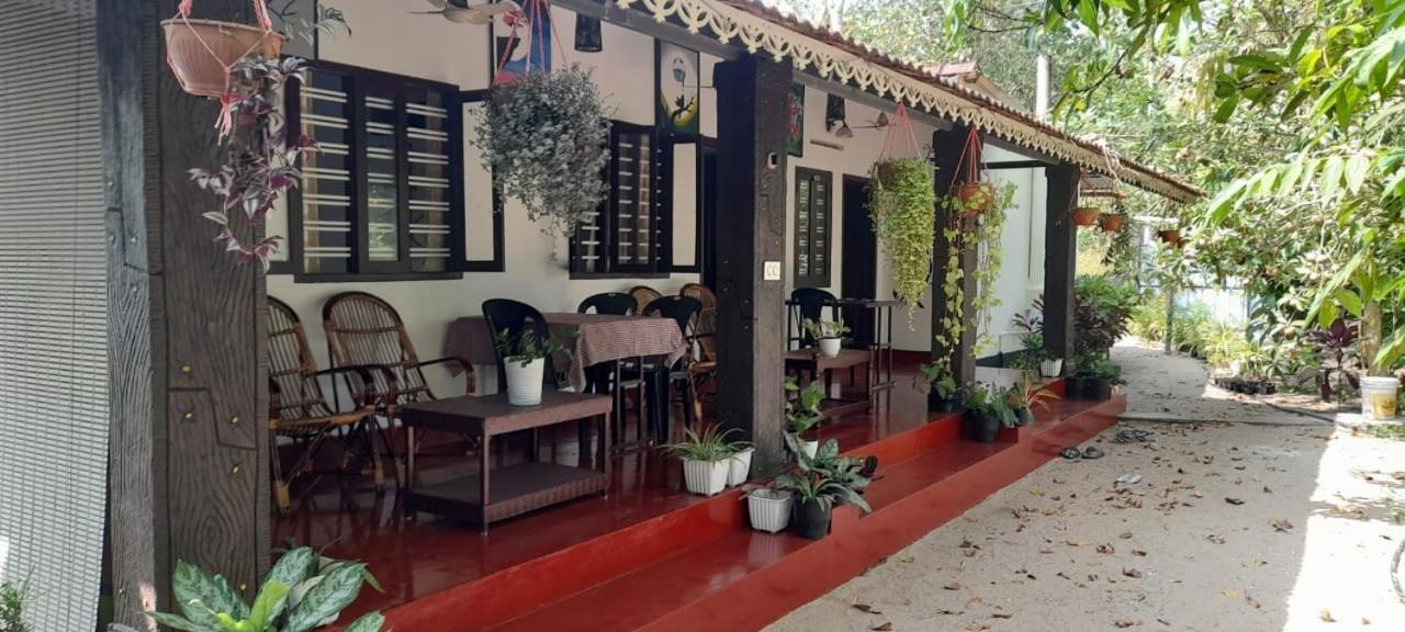 Marari Adonis Beach Villa Mararikulam Kültér fotó