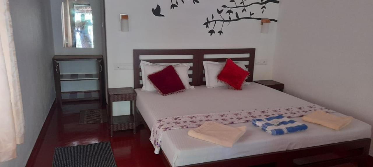 Marari Adonis Beach Villa Mararikulam Kültér fotó