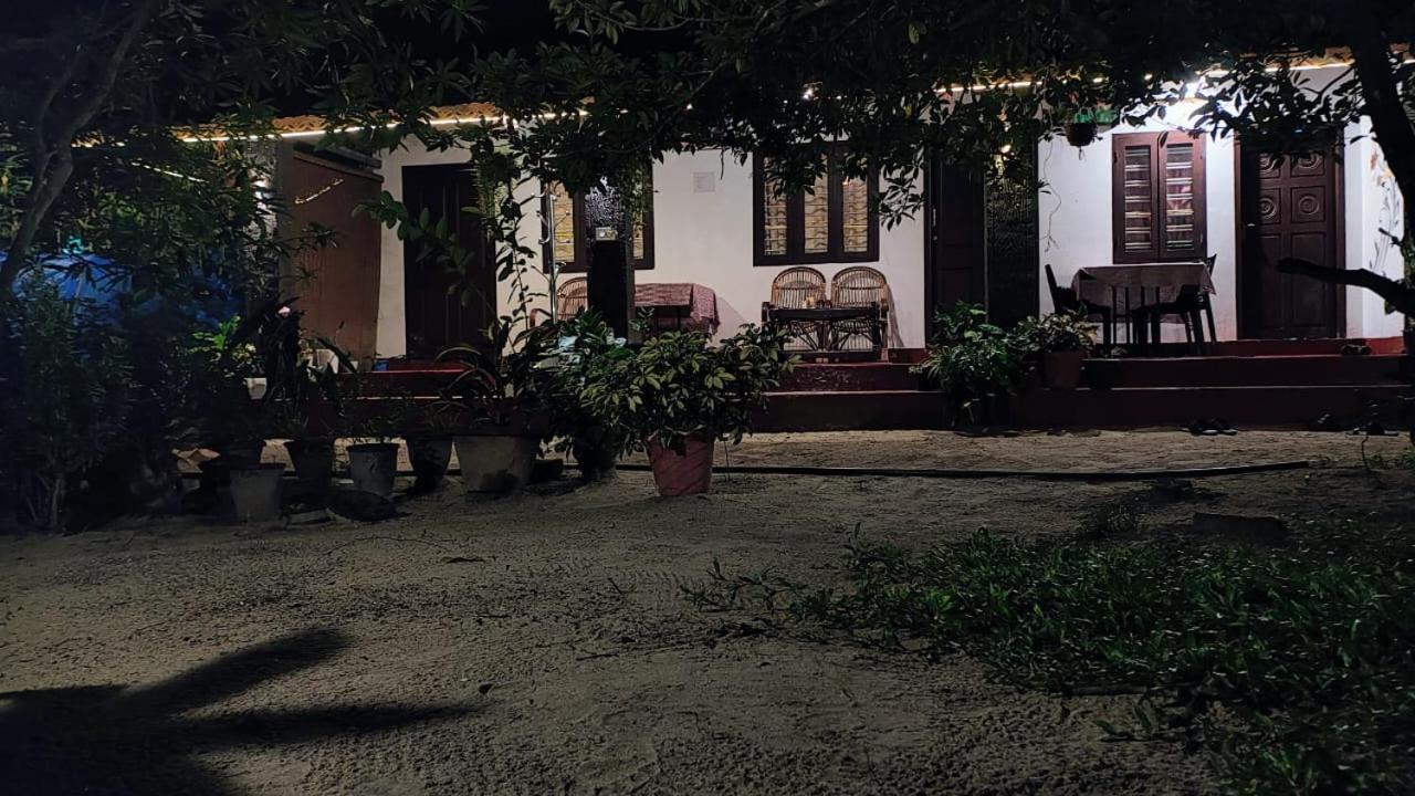 Marari Adonis Beach Villa Mararikulam Kültér fotó