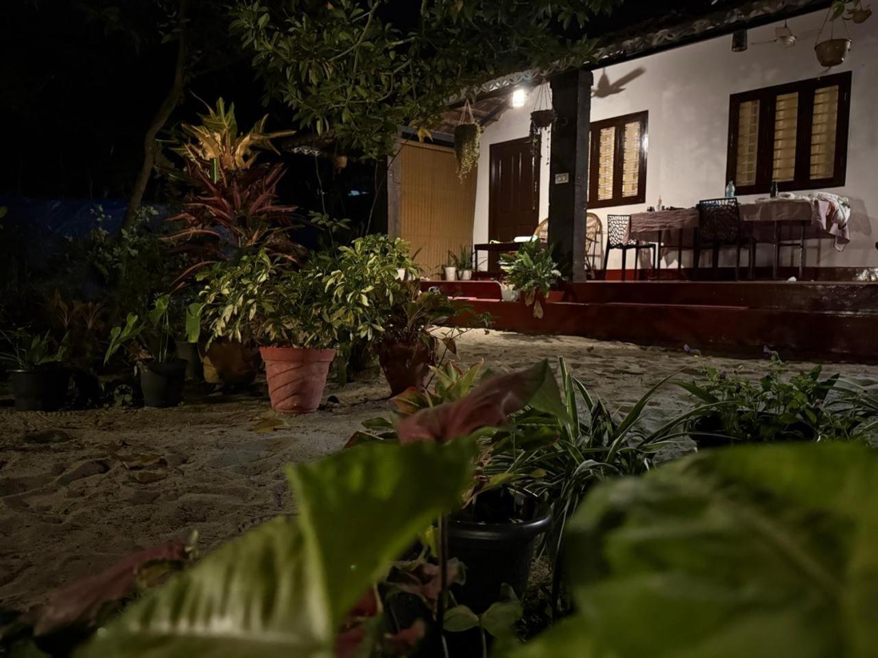 Marari Adonis Beach Villa Mararikulam Kültér fotó